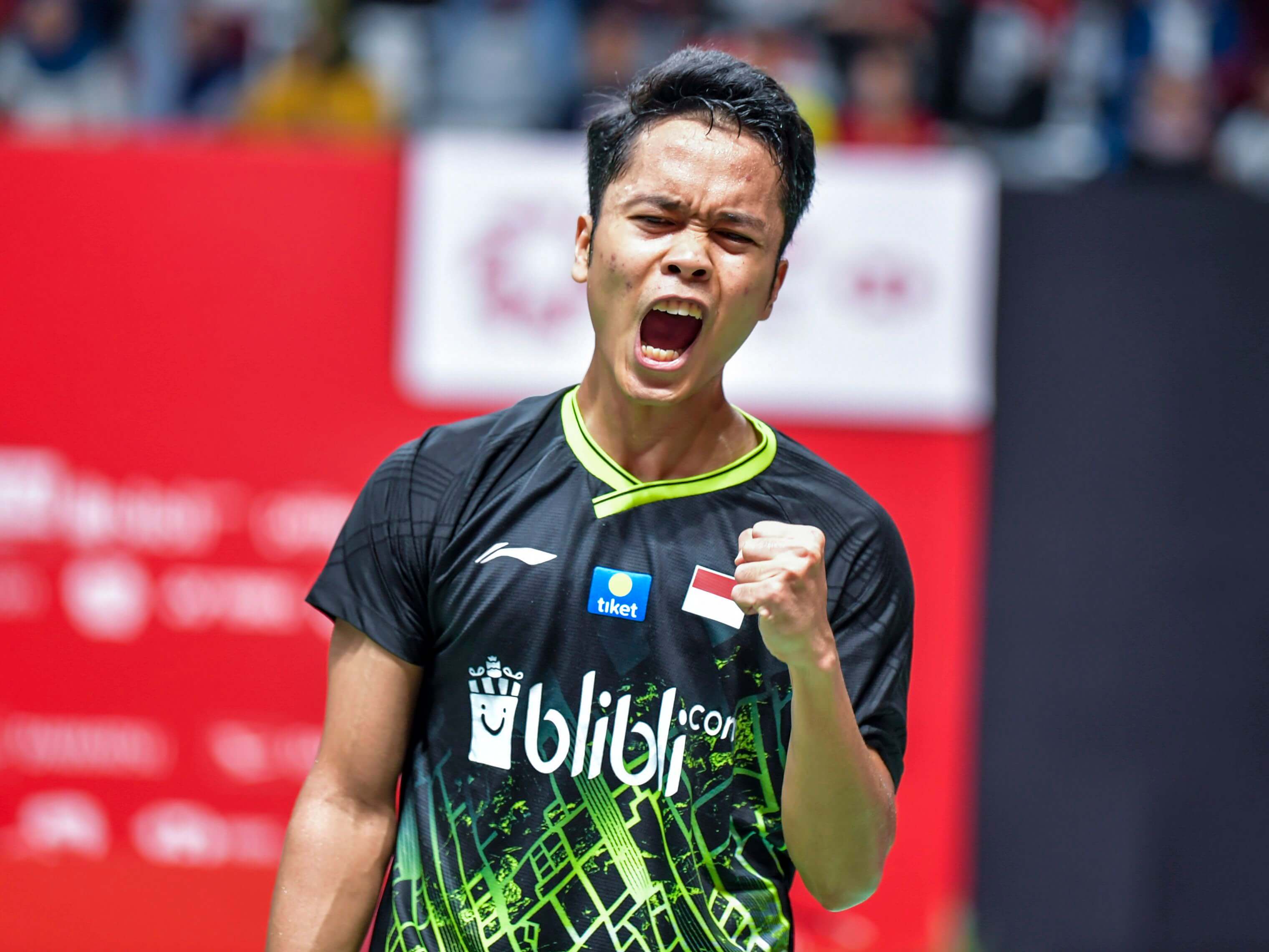 Anthony Ginting melakukan selebrasi saat mendapatkan poin pada pertandingan